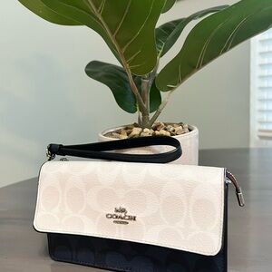 Coach Navy Blue and White Women's Bag